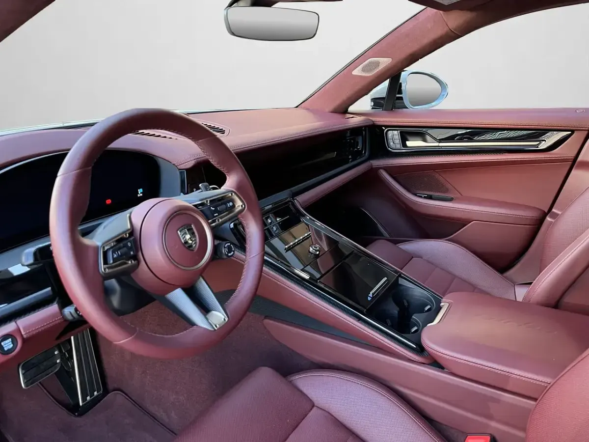 Gebraucht Porsche Panamera 782 PS (575 kW) 2025 Kreide (weiss) (metallic) Kleinwagen
