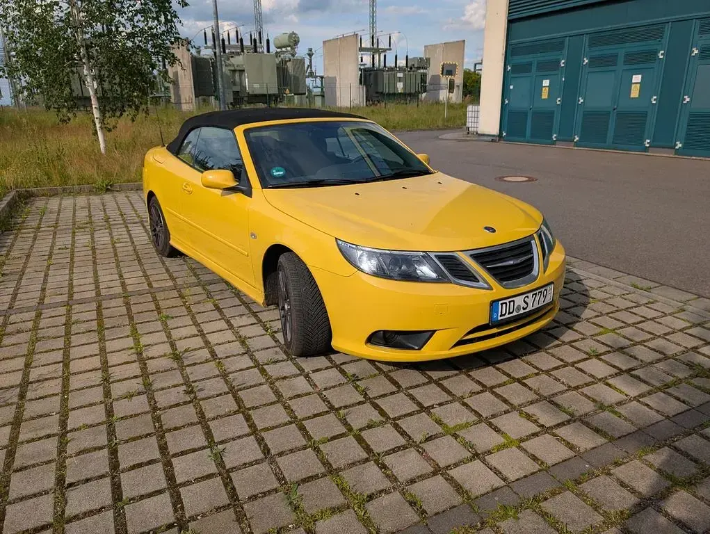 Gebraucht Saab 9-3 Cabriolet Vector 150 PS (110 kW) 2008 Gelb Cabrio