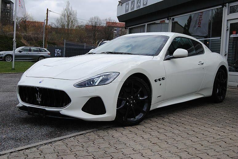 Gebraucht Maserati Granturismo 460 PS (338 kW) 2018 Weiß Coupé