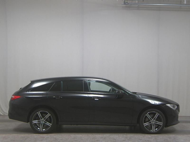 Nachtschwarz unilack Gebraucht 2022 Mercedes CLA250e Shooting Brake Progressive Kombi | 22.480 € (Superpreis) - Bild 1/4