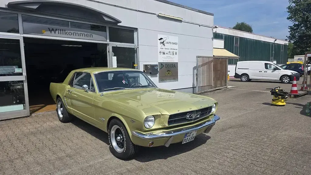 Gebraucht Ford V8 200 PS (147 kW) 1965 Grün