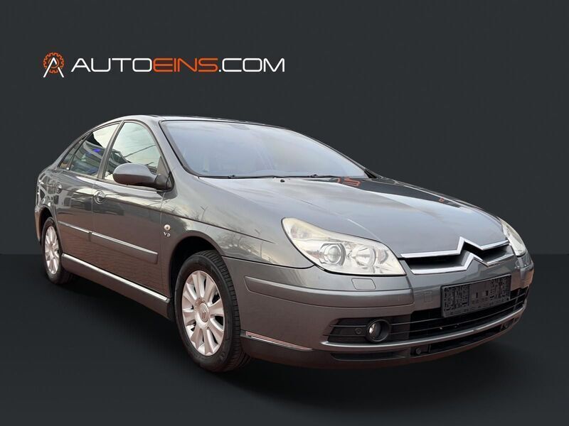 Grau Gebraucht 2005 Citroën C5 Exclusive Limousine | 2.888 € (Etwas zu teuer) - Bild 1/4