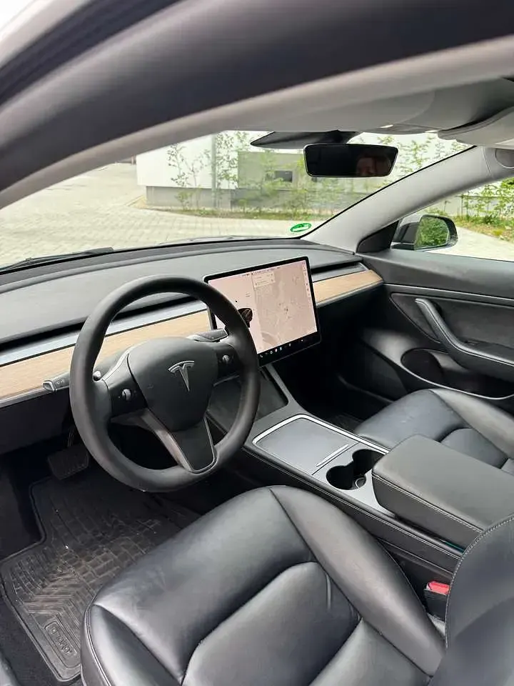 Gebraucht Tesla Model 3 RWD 208 kW (283 PS) 2021 Schwarz Limousine