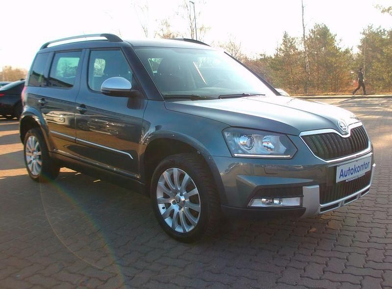 Gebraucht Skoda Yeti Adventure 110 PS (80 kW) 2014 Grau SUV