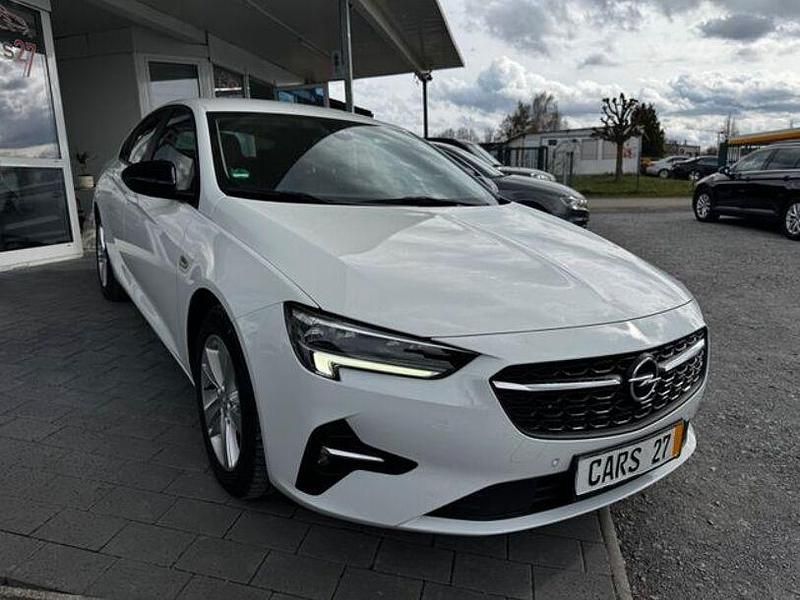 Gebraucht Opel Insignia 174 PS (127 kW) 2020 Weiß Limousine