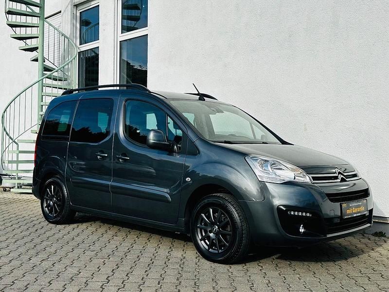 Grau Gebraucht 2018 Citroën Berlingo Shine Van / Kleinbus | 18.490 € (Fairer Preis) - Bild 1/4