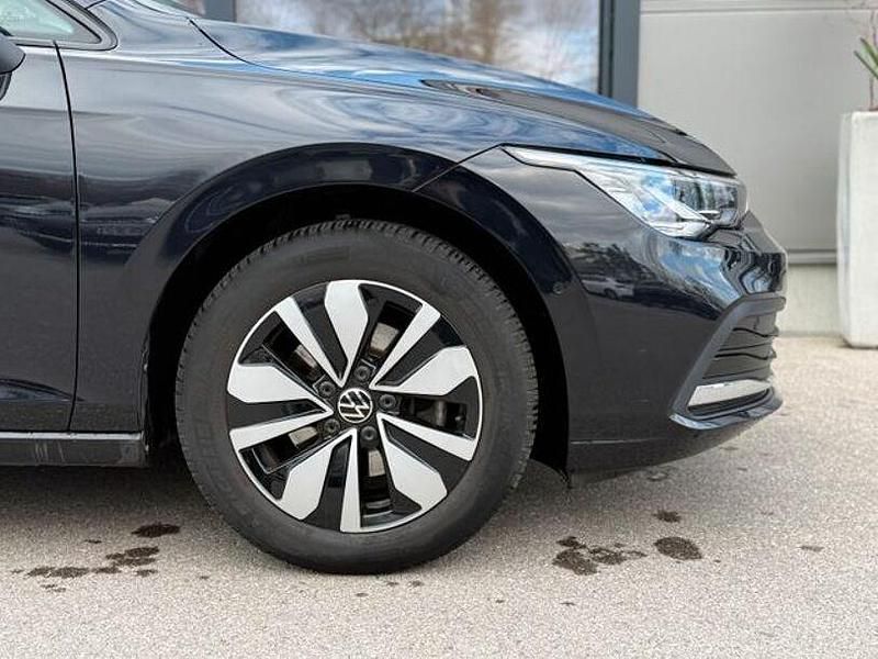 Gebraucht VW Golf VIII Move 150 PS (110 kW) 2024 Deep black perleffekt (metallic) Kombi