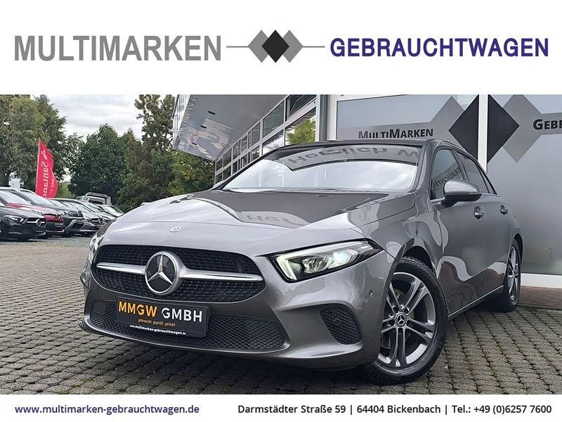 Mountaingrau Gebraucht 2018 Mercedes A200 Limousine | 21.990 € (Fairer Preis) - Bild 1/4