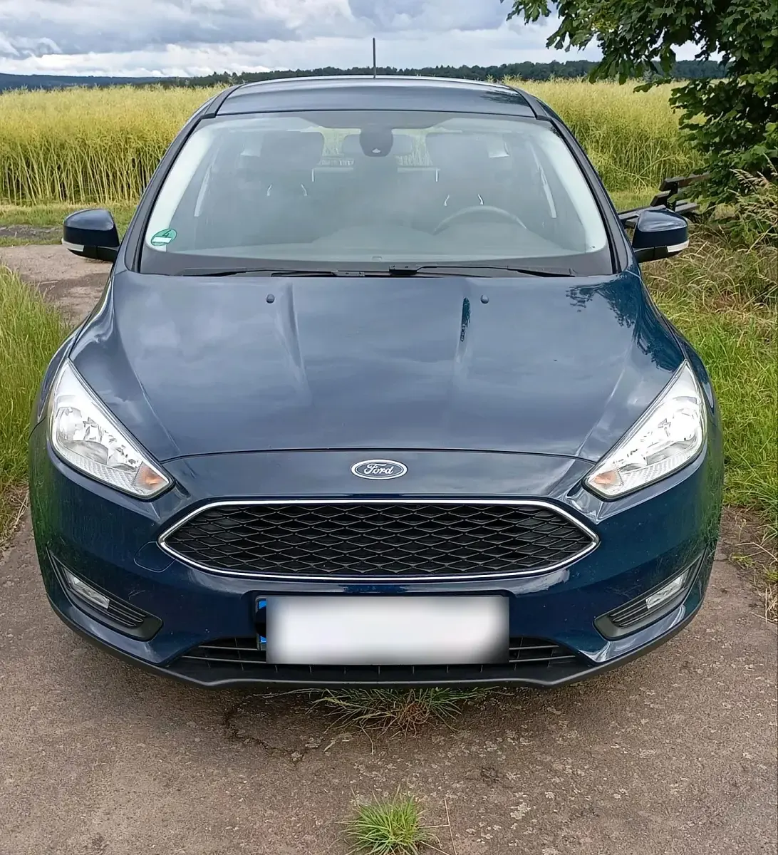 Gebraucht Ford Focus 105 PS (77 kW) 2016 Blau Kombi