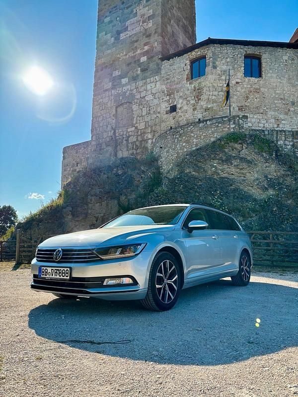 Gebraucht VW Passat Business 190 PS (139 kW) 2016 Silber Kombi