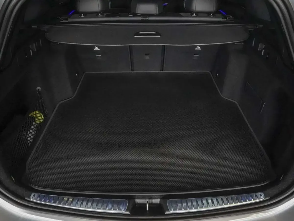 Gebraucht Mercedes C220 AMG 220 PS (161 kW) 2026 Hightech silber Kombi