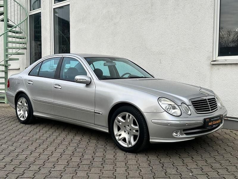 Gebraucht Mercedes E500 306 PS (225 kW) 2006 Silber Limousine