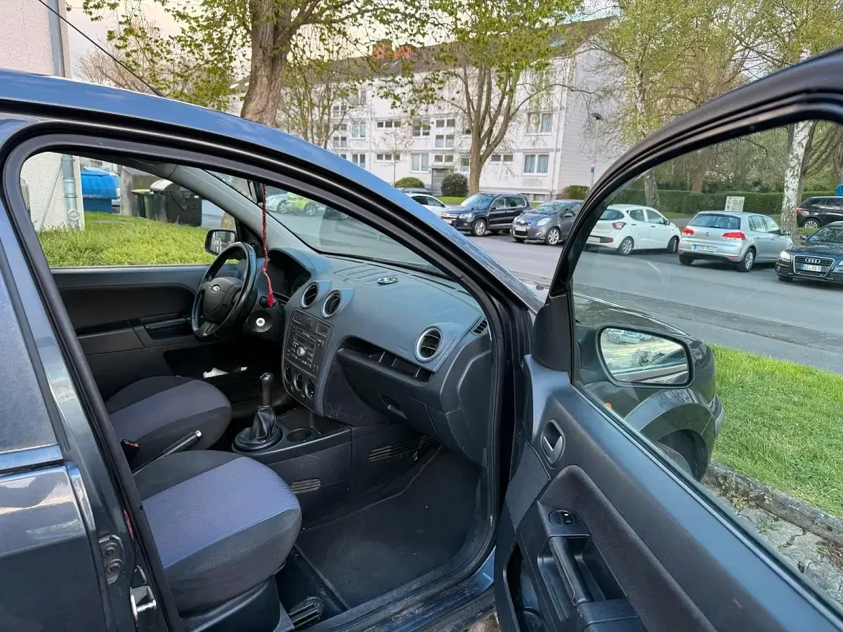 Gebraucht Ford Fusion 71 PS (52 kW) 2007 Grau Kleinwagen
