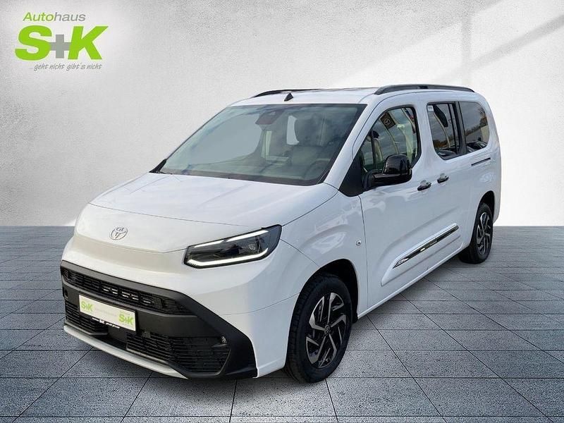 Ice white (weiß) Neu 2025 Toyota Proace Verso City Kombi | 43.480 € (Etwas zu teuer) - Bild 1/4