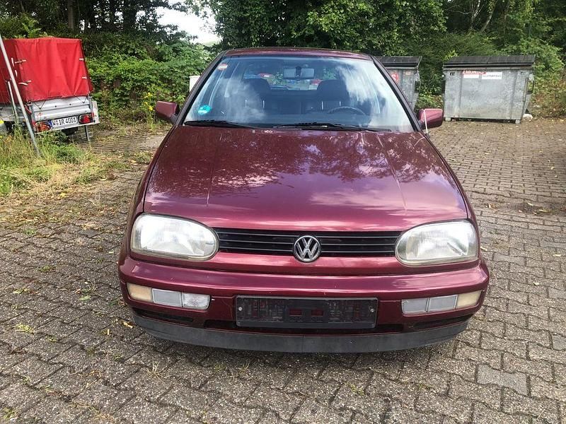 Rot Gebraucht 1997 VW Golf III Limousine | 1.999 € (Fairer Preis) - Bild 1/4