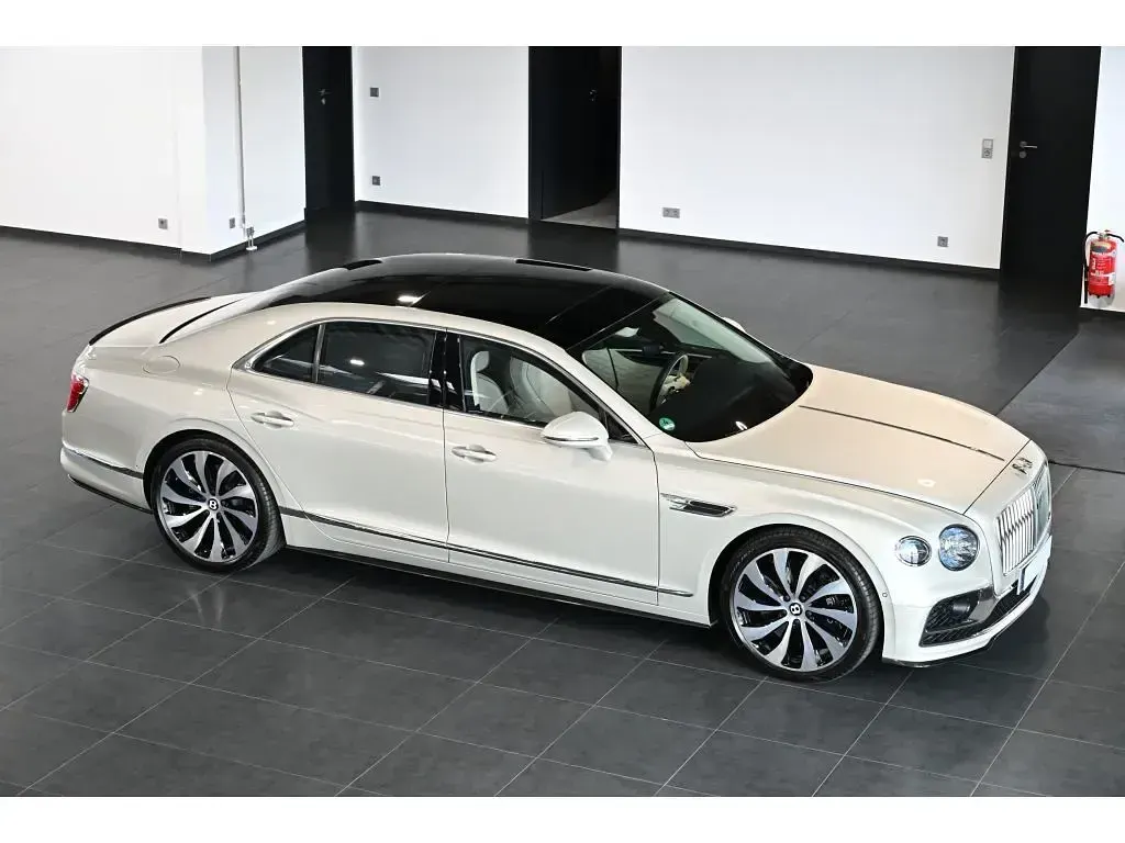 Second-hand Bentley Flying Spur Mulliner 549 CP (403 kW) 2021 Alb Berlinǎ