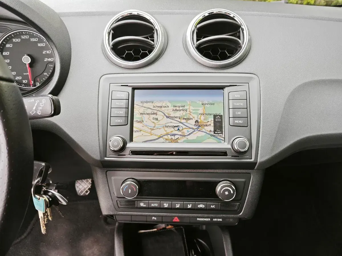 Gebraucht Seat Ibiza FR 110 PS (80 kW) 2016 Weiß Kleinwagen