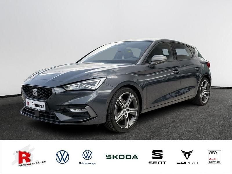 Grau Gebraucht 2022 Seat Leon FR Limousine | 24.118 € (Fairer Preis) - Bild 1/4