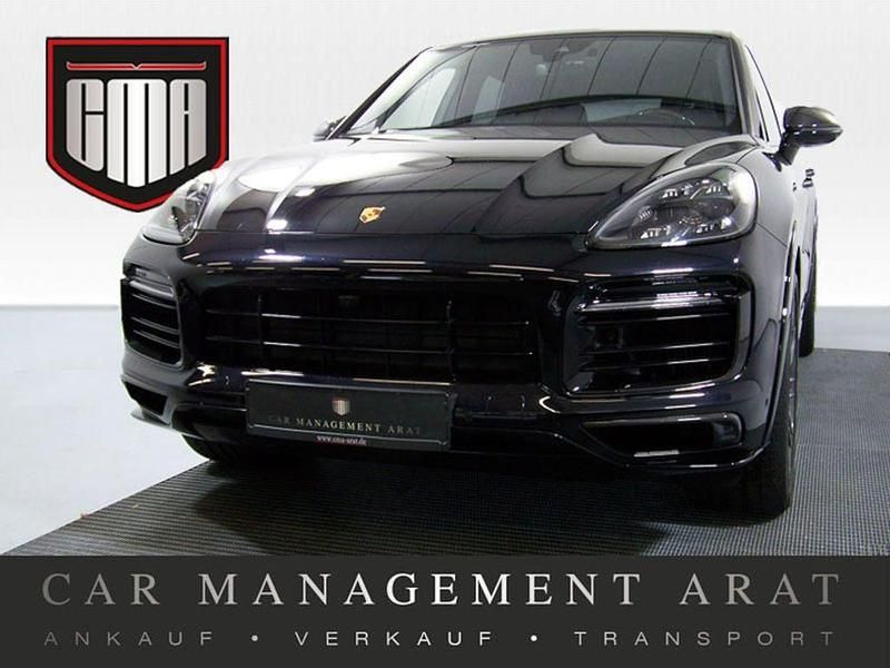 Schwarz/kreide all (metallic) Gebraucht 2022 Porsche Cayenne GTS SUV | 97.998 € (Teuer) - Bild 1/4