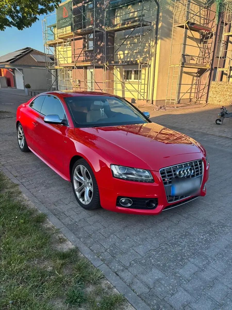 Gebraucht Audi S5 Cabriolet 360 PS (264 kW) 2010 Rot Coupé