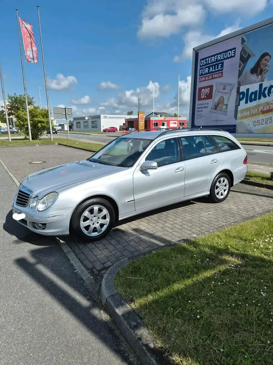 Second-hand Mercedes E200 184 CP (135 kW) 2007 Argintiu Break