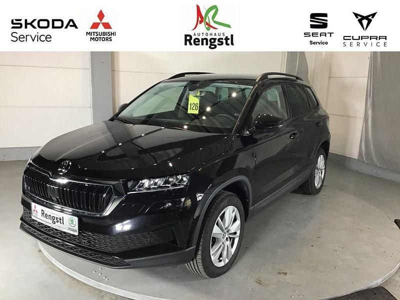 Schwarz Gebraucht 2024 Skoda Karoq Selection SUV | 28.290 € (Superpreis) - Bild 1/4