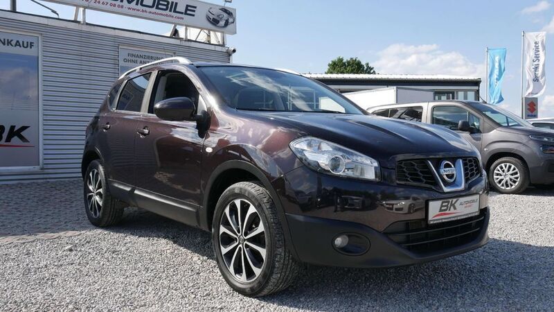 Night shade (m) Gebraucht 2012 Nissan Qashqai SUV | 7.990 € (Fairer Preis) - Bild 1/4
