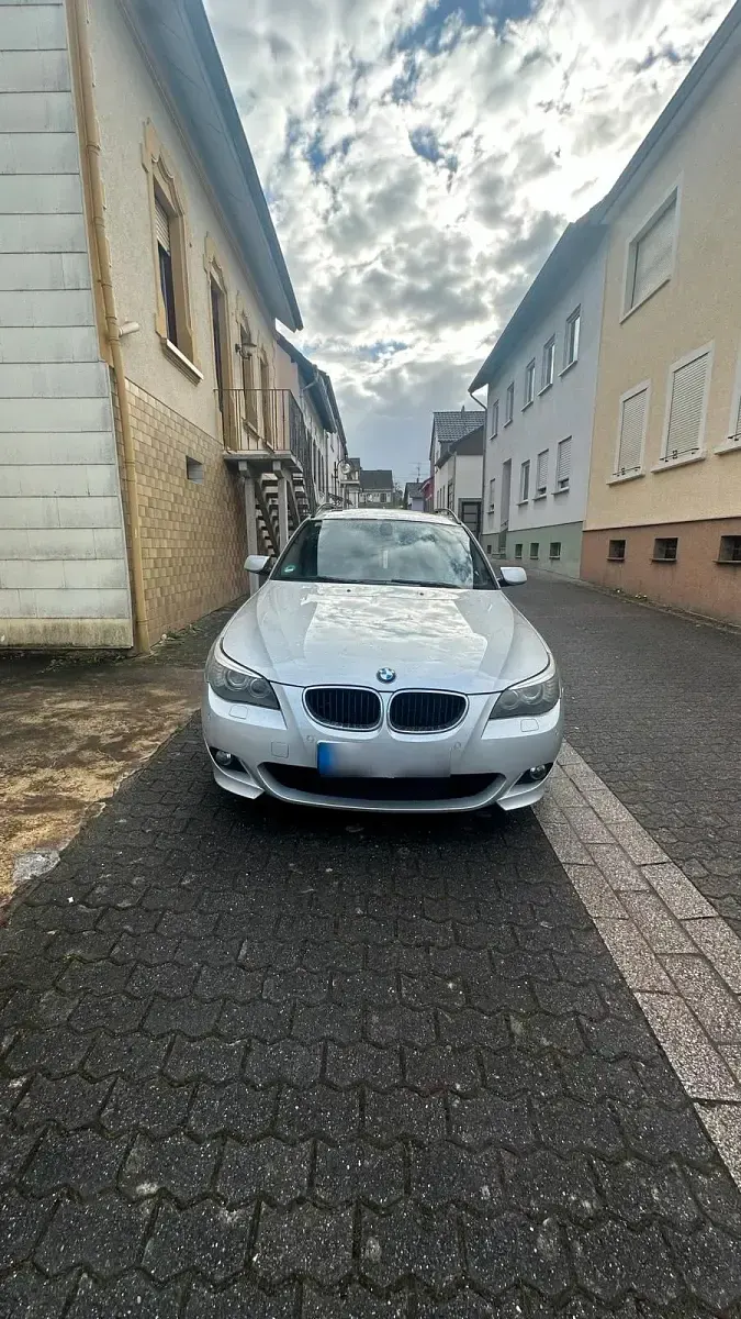 Gebraucht BMW 520 M Sport 177 PS (130 kW) 2009 Silber Kombi
