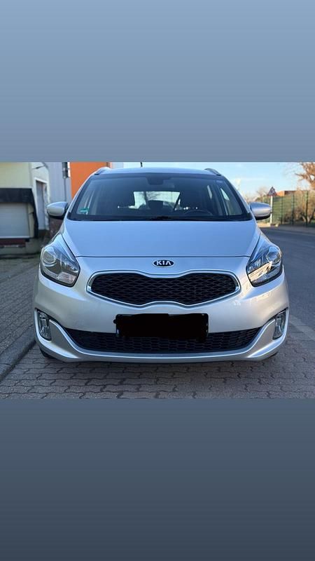 Gebraucht Kia Carens 136 PS (100 kW) 2015 Silber Van / Kleinbus