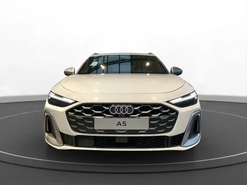 Gebraucht Audi S5 Ambiente 367 PS (269 kW) 2025 Weiß Kombi