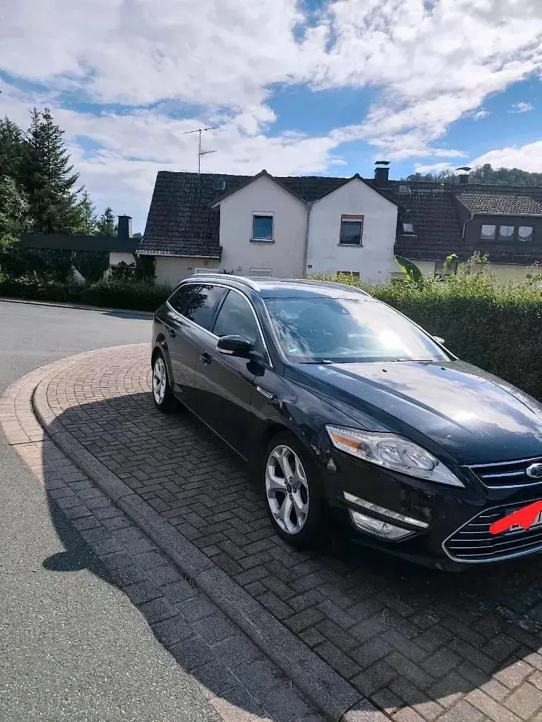 Gebraucht Ford Mondeo 200 PS (147 kW) 2012 Schwarz Kombi