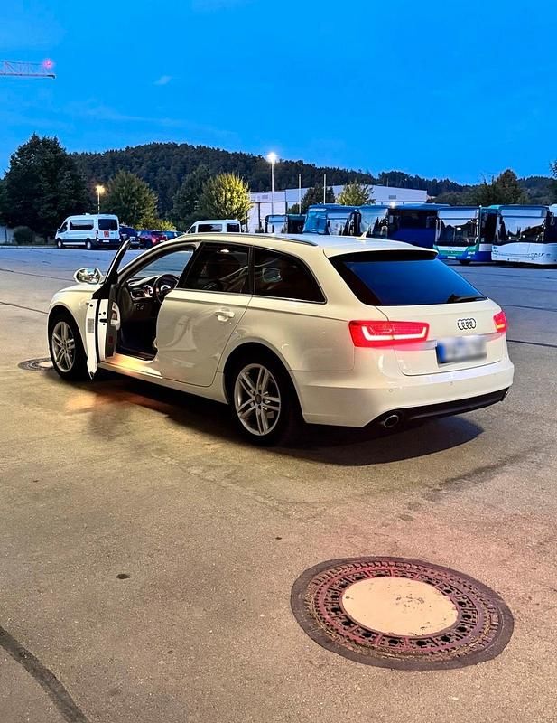 Gebraucht Audi A6 204 PS (150 kW) 2013 Weiß Kombi