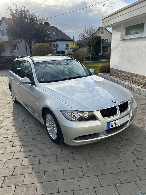 Gebraucht BMW 318 Advantage 143 PS (105 kW) 2008 Silber Kombi