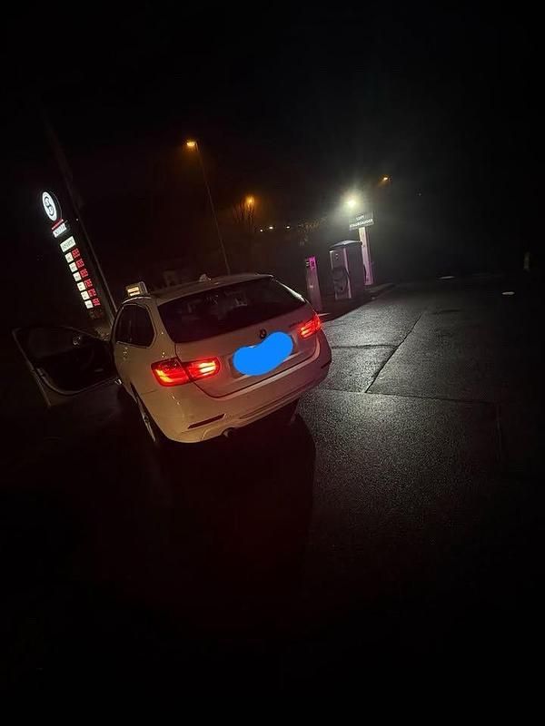 Gebraucht BMW 320 184 PS (135 kW) 2013 Schwarz Limousine