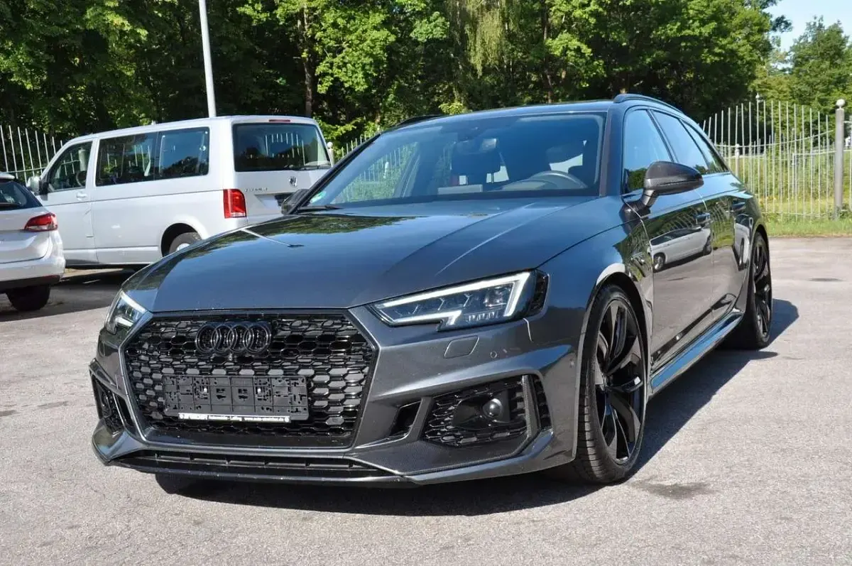 Gebraucht Audi RS4 Comfort 450 PS (330 kW) 2019 Grau Kombi
