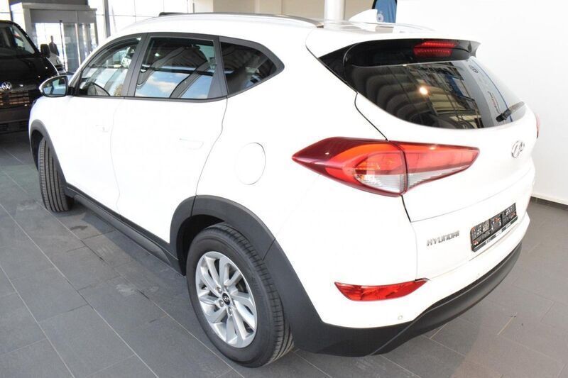 Gebraucht Hyundai Tucson Advantage 132 PS (97 kW) 2017 Weiß SUV