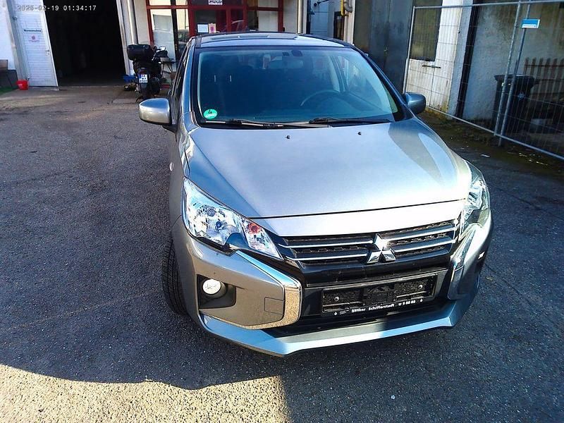 Gebraucht Mitsubishi Space Star Select+ 71 PS (52 kW) 2022 Grau Kleinwagen