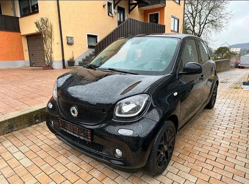 Gebraucht Smart ForFour Passion 90 PS (66 kW) 2016 Schwarz Kleinwagen