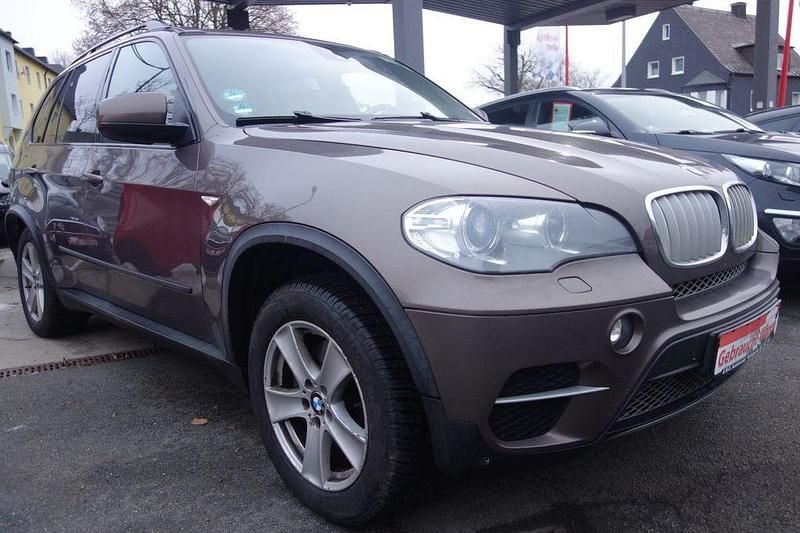 Braun Gebraucht 2010 BMW X5 Comfort Edition SUV | 11.980 € (Guter Preis) - Bild 1/4