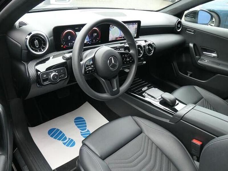 Gebraucht Mercedes A200 110 PS (80 kW) 2022 Schwarz