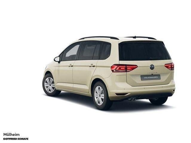 Neu VW Touran Edition 150 PS (110 kW) 2026 Gelb Van / Kleinbus