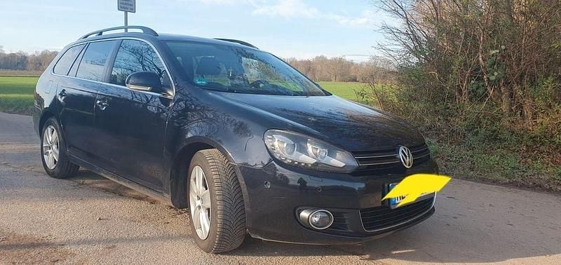 Schwarz Gebraucht 2011 VW Golf VI Highline Kleinwagen | 5.700 € (Etwas zu teuer) - Bild 1/4