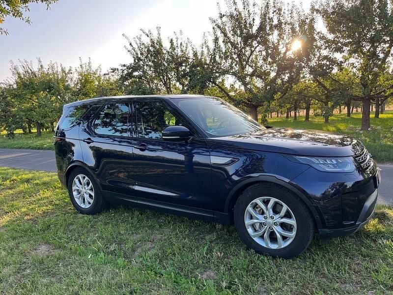 Blau Gebraucht 2020 Land Rover Discovery 5 SE SUV | 32.000 € - Bild 1/4