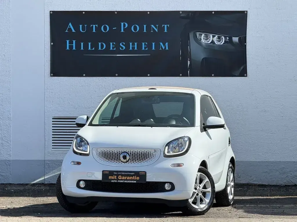 Gebraucht Smart ForTwo Cabrio 71 PS (52 kW) 2019 Weiß Cabrio