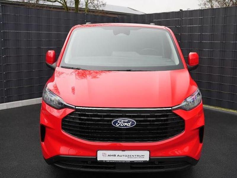 Gebraucht Ford Tourneo Custom 136 PS (100 kW) 2025 Andere Van