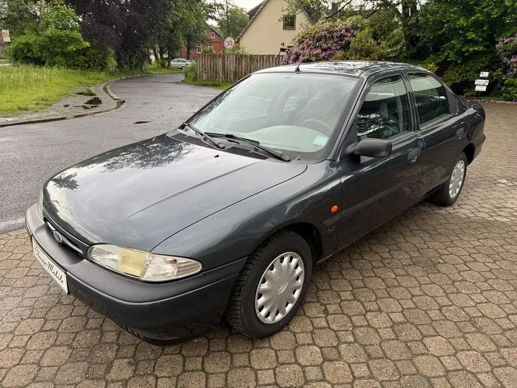 Gebraucht Ford Mondeo 116 PS (85 kW) 1993 Grau Limousine