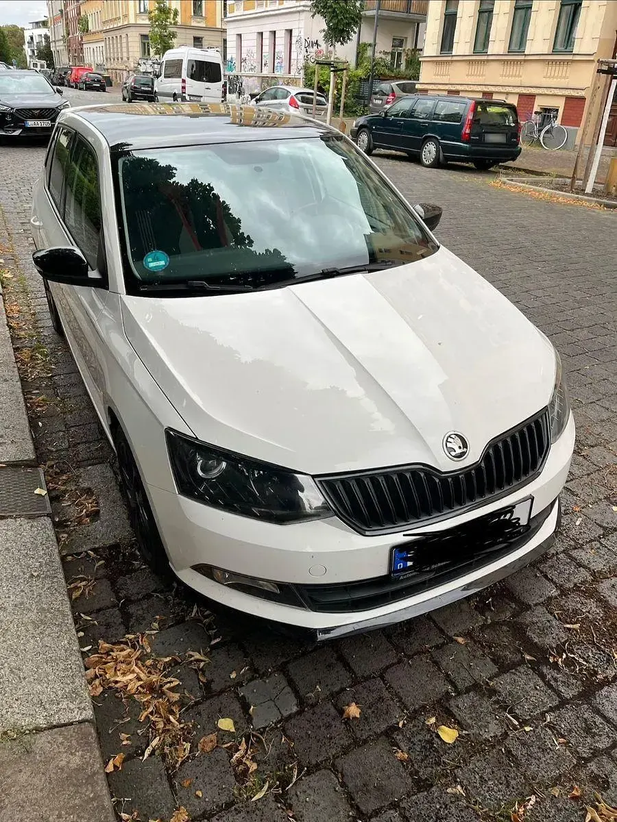 Gebraucht Skoda Fabia Monte Carlo 105 PS (77 kW) 2015 Weiß Kleinwagen