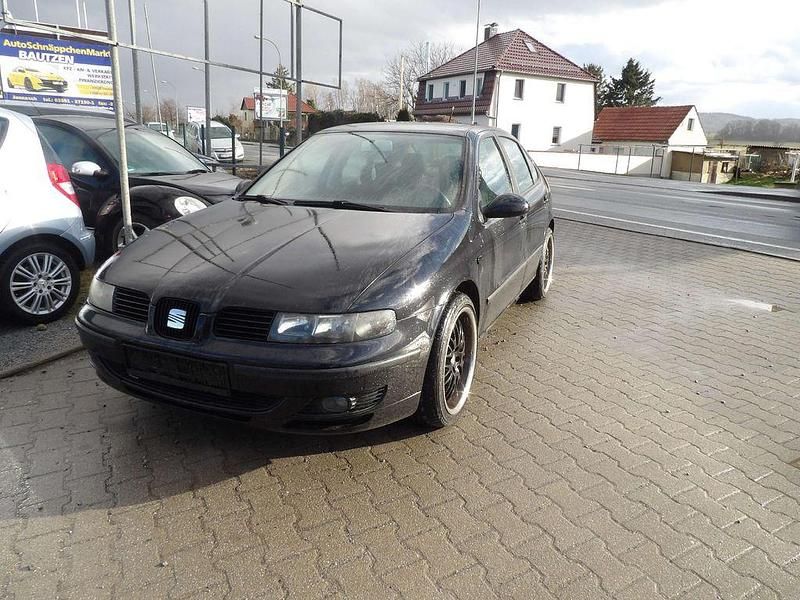 Gebraucht Seat Leon Sport 125 PS (91 kW) 2004 Schwarz Kleinwagen