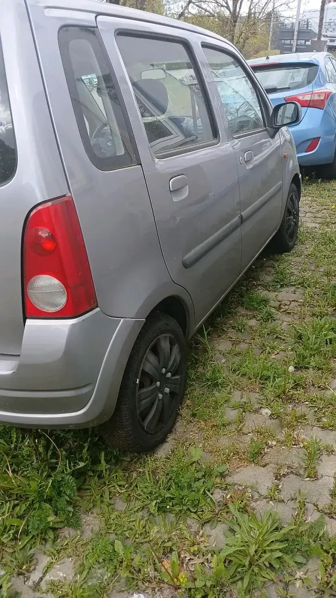 Gebraucht Opel Agila 60 PS (44 kW) 2005 Grau Van / Kleinbus