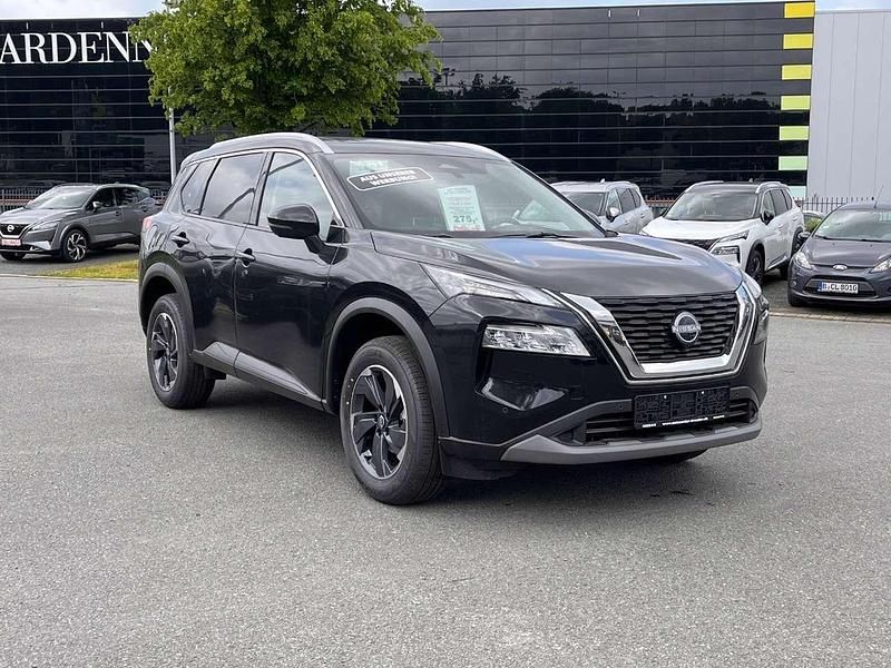 Neu Nissan X-Trail 163 PS (119 kW) 2025 Black pearl SUV